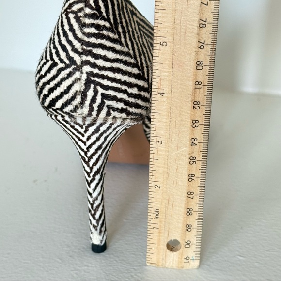 Banana Republic zebra print pony hair animal print high heels luxury size 10 - Picture 5 of 5